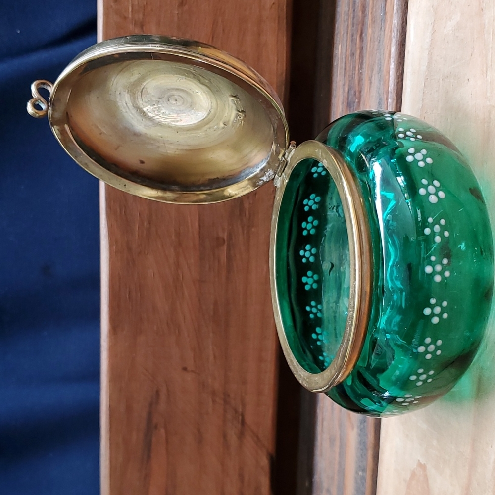 Antique emerald enameled glass trinket box